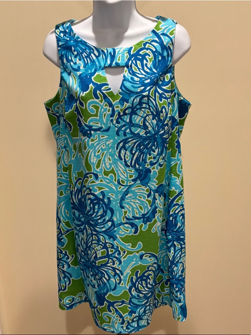 Just...Taylor Blue & Green Floral Keyhole Mini Dress side pockets